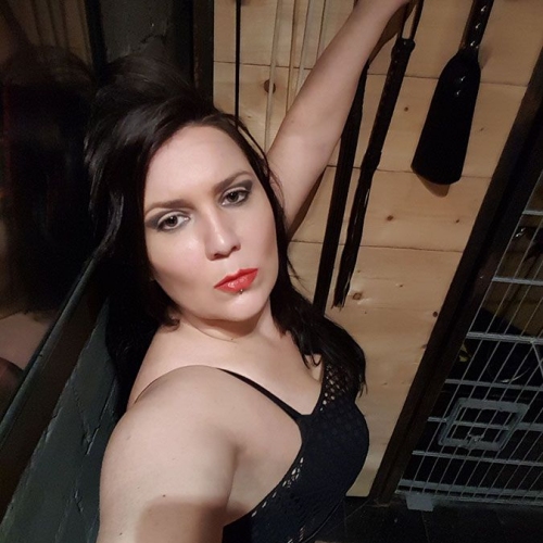 Miss Shiva Bitch - Foto 34 von 34