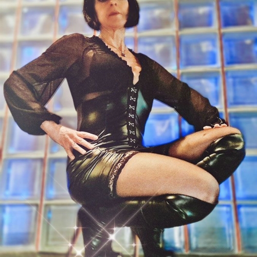 Lady Dana - Foto 64 von 88