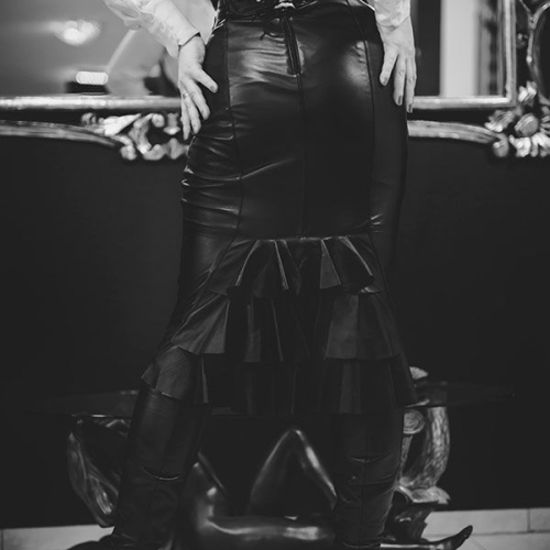 Madame Eva-Liliel Black - Foto 3 von 13