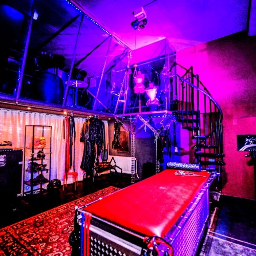 Dunkle Begierde - Foto 2 von 3