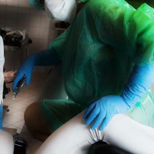 Bizarräztin Lady Dana - Foto 24 von 31